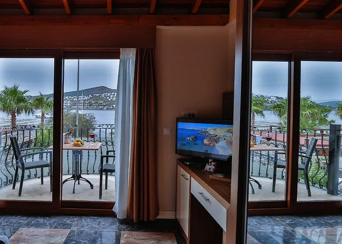 Hotel Casamia 3*